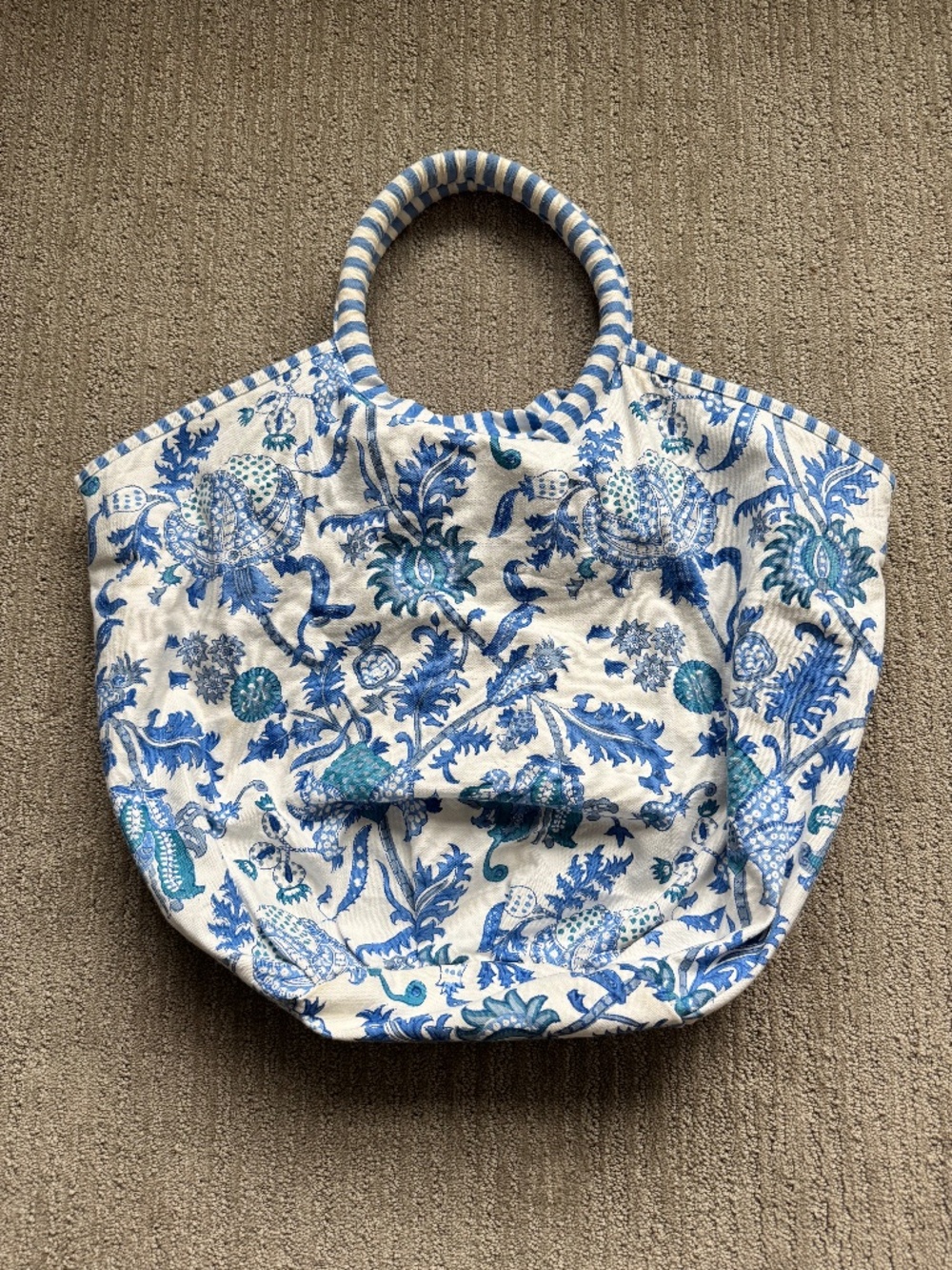 Roller Rabbit Bag